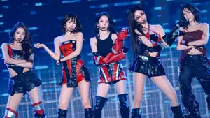 LE SSERAFIMの東京ドーム公演はなぜ特別だったのか。逆風を越え“夢の舞台”に立つまでの道のり(慎武宏) - エキスパート