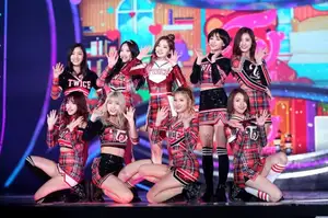 TWICE Signal Comback News: Back With Another Teaser Featuring Images Of Momo, Mina, And Tzuyu