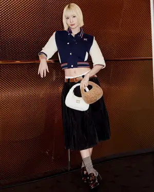 ホリデーギフト探しはTWICEのMOMOにお任せ!「MIU MIU SELECT by MOMO」が青山店ほかで11月17日まで開催。