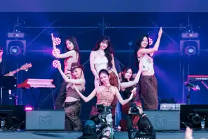IVEが「ROCK IN JAPAN」に初出演、世界初披露曲を含む全10曲で観客を魅了