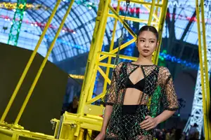 BLACKPINKジェニー、ファンに困惑。パリでの「サイン拒否の真相」とK-POPスターの境界線。