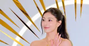 [Photo] TWICE Ji-hyo waves hello - CHOSUNBIZ