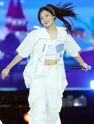 NewJeans's Minji, Tops Star Ranking Female Idol List for the Ninth Consecutive Week..Solidifying Her Throne