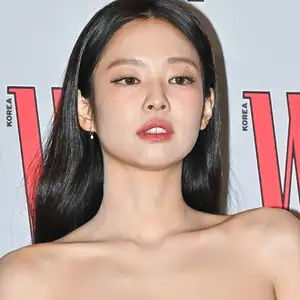 サマソニでの涙に心配の声も…BLACKPINKジェニーの誠実な「謝罪」にエール(25ans(ヴァンサンカン))