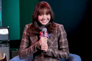 BLACKPINK’S LISA Says a Dream Collab With Doja Cat Is Her ‘Next Goal’