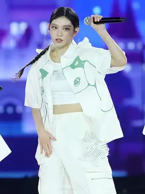 Unwavering Trend: NewJeans.. Haerin Ranks Second in Star Ranking Idol Category