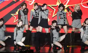 K-pop Phenomenon TWICE Releases Latest Single ‘Cry For Me’
