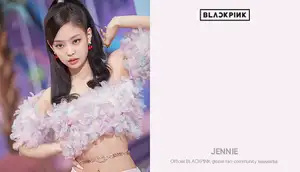 BLACKPINKコミュニティの投稿 - じゃじゃん‼🎁💝🎁 ファンの皆