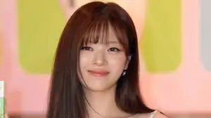 TWICE's Jeongyeon Leaves JYP Entertainment, Will Remain a Group Member