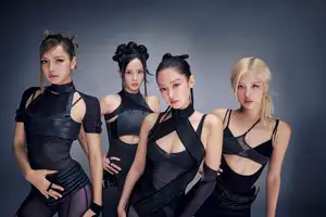 Jisoo in Tears, Jennie’s Cohabitation Interview, Fan Disrespect Controversy... BLACKPINK’s 10th Anniversary: Is This Really the End?