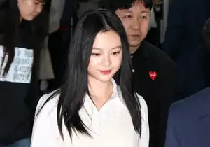 ADOR、NewJeansハニのビザ情報流出で告発される…「不法滞在者と印象づけ」(中央日報日本語版)
