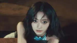 TWICE’s Tzuyu becomes 2nd highest-charting female K-pop soloist on Top Album Sales chart with abouTZU