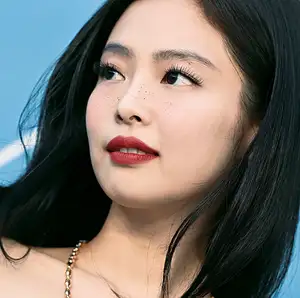 BLACKPINK・ジェニーのメイクを徹底解説！ “小悪魔顔”をかなえるポイント