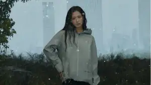 BLACKPINK’s Jisoo TAKES Salomon’s Trendiest Sneakers Into Winter WIth New ‘In The Open’ Campaign
