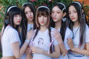 (2nd LD) All 5 NewJeans members to return to ADOR after legal row