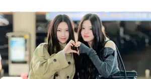 [Photo] ILLIT Yun-ah and Min-ju make heart pose - CHOSUNBIZ