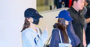 [Photo] IVE Liz-Lee-seo sport comfortable tracksuits at airport - CHOSUNBIZ