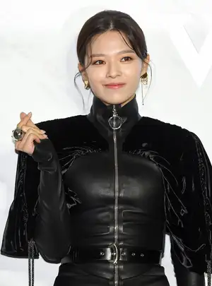 TWICEメンバー分析 第7回:ジョンヨンが発信する力強いメッセージ グループの旅路を明るく照らす