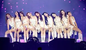 Jeongyeon Officially Parts Ways with JYP, Raising Questions Over TWICE's Second Contract Renewal [Breakthrough]