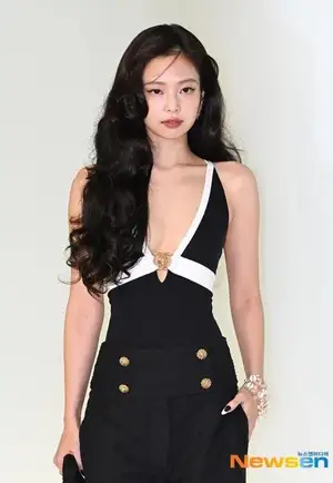 BLACKPINK ジェニー、10周年イベントに関する議論うけ…メンバー3人に続き謝罪「言い訳のしようがない」 (Kstyle)