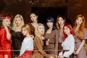 TWICEオフィシャルグッズ&限定グッズ 12/21(月)より販売!