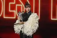 BLACKPINKリサ、アジア・K－POPソロ初のMTV VMA「ベスト・ポップ」受賞