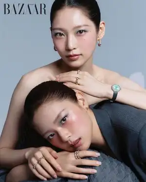 “移籍説が浮上”TWICE ジョンヨン、コン・スンヨンとデビュー後初の姉妹グラビアを公開!(Kstyle)