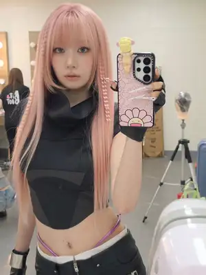 宮脇咲良、LE SSERAFIM最新曲のMVオフショットが「ゲームから飛び出してきたような美しさ」(エンタメNEXT)