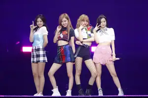 BLACKPINK、幕張メッセで見せた“次世代クイーンの貫禄” デビューショーケースからの成長を読む