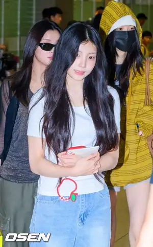 [Photo] ILLIT Won-hee shows cute look - CHOSUNBIZ
