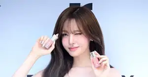 [Photo] IVE Liz melts hearts with wink - CHOSUNBIZ
