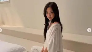 BLACKPINK's Jennie Teases New Single 'Less Than A Lover'