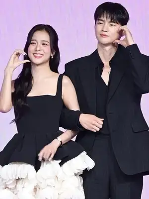 「週刊アイドル」5周年記念第2弾、TWICE、GOT7ら総勢28人のアイドルが出演!“爆笑祭り”(総合)