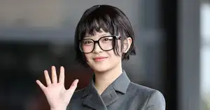 NewJeans fans adopt paid e-signatures to validate Korea petition effort - CHOSUNBIZ
