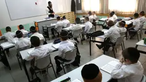 Opposition blocks transfer of NIS 392 million in coalition funds for Haredi schools, settlements