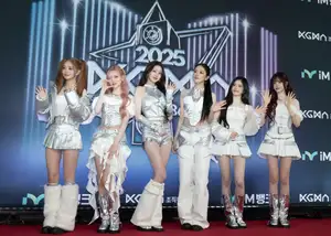 【KGMA】IVE、4冠達成「誇らしい」 レイが新ヘアスタイルお披露目「7時間かかりました」