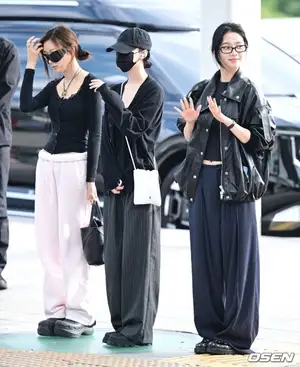 【PHOTO】aespaのKARINA&GISELLE&WINTER、アリーナツアーのため日本へ出国