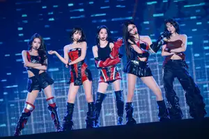 LE SSERAFIM、初の東京ドーム公演開催「最高の場所に連れて行きたい」 マイメロディ&クロミも登場