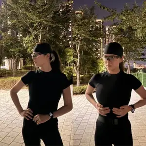 TWICE Jeongyeon Shows Slimmer Figure in Late-Night Run