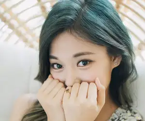 TWICE Tzuyu’s ridiculously graceful shot goes viral