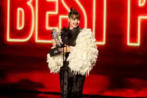 LISA Tears Up After Winning Best Pop Award at VMAs: ‘All Those Late-Night Dreams Brought Me Here’