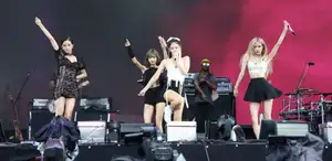 サマソニ現地レポ BLACKPINKの快進撃は続く、幕張を揺るがした無敵モード