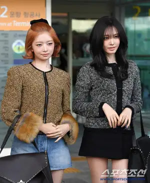 IVE's Rei and Liz Captivate Fans from Early Morning