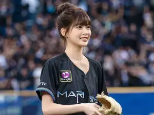 「LE SSERAFIM」ホン・ウンチェから「IVE」チャン・ウォニョンまで…グローバルスポーツ界にまで広がるK-POPの影響力