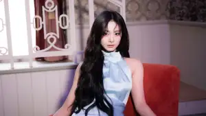 TWICE Tzuyu Negotiates Possible JYP Entertainment Exit