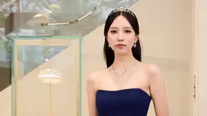 【動画】TWICE・MINAさん、心斎橋に登場 「ショーメ」関西最大規模の旗艦店オープンへ