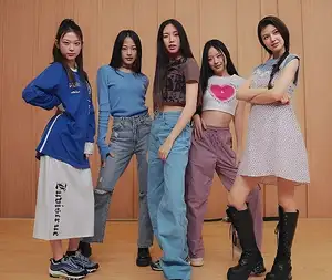 ‘Attention’ Review: NewJeans Crafts K-Pop’s Y2K Time Capsule