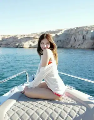 BLACKPINKデビュー10周年、メンバー間で対応に温度差―ジスは涙、ロゼは謝罪、リサは旅行
