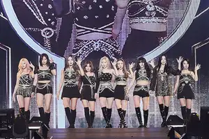 TWICE、世界を魅了したワールドツアー日本公演がスタート&東京ドーム追加公演決定