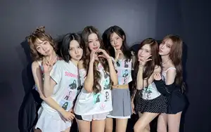 Behind The Scenes Of IVE’s “Show What I Am” Tour